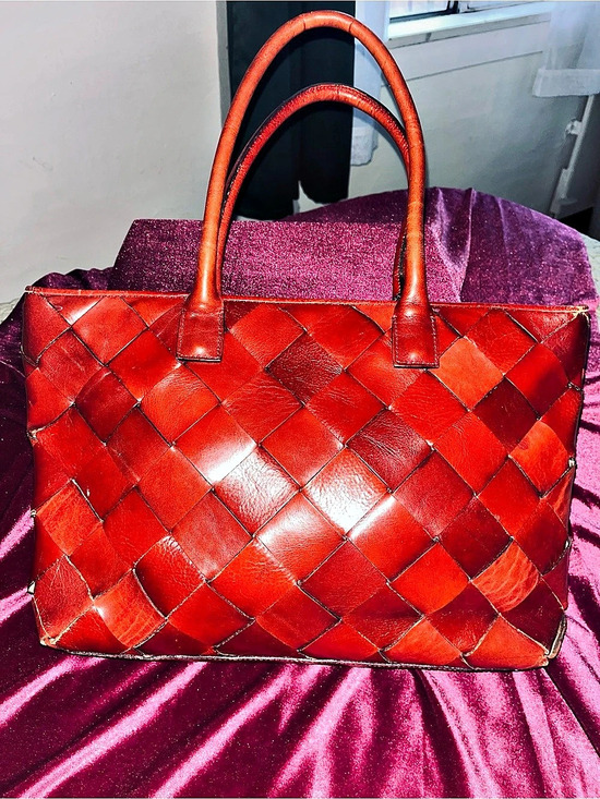 Wilsons Leather Handbags - Wilsons Italian Leather Red Woven Purse